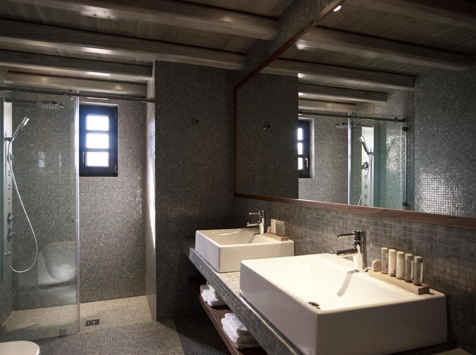 Art Mainalon Hotel Vytina Room photo